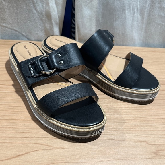 Hush Puppies Black Strap Sandals - Picture 1 of 8